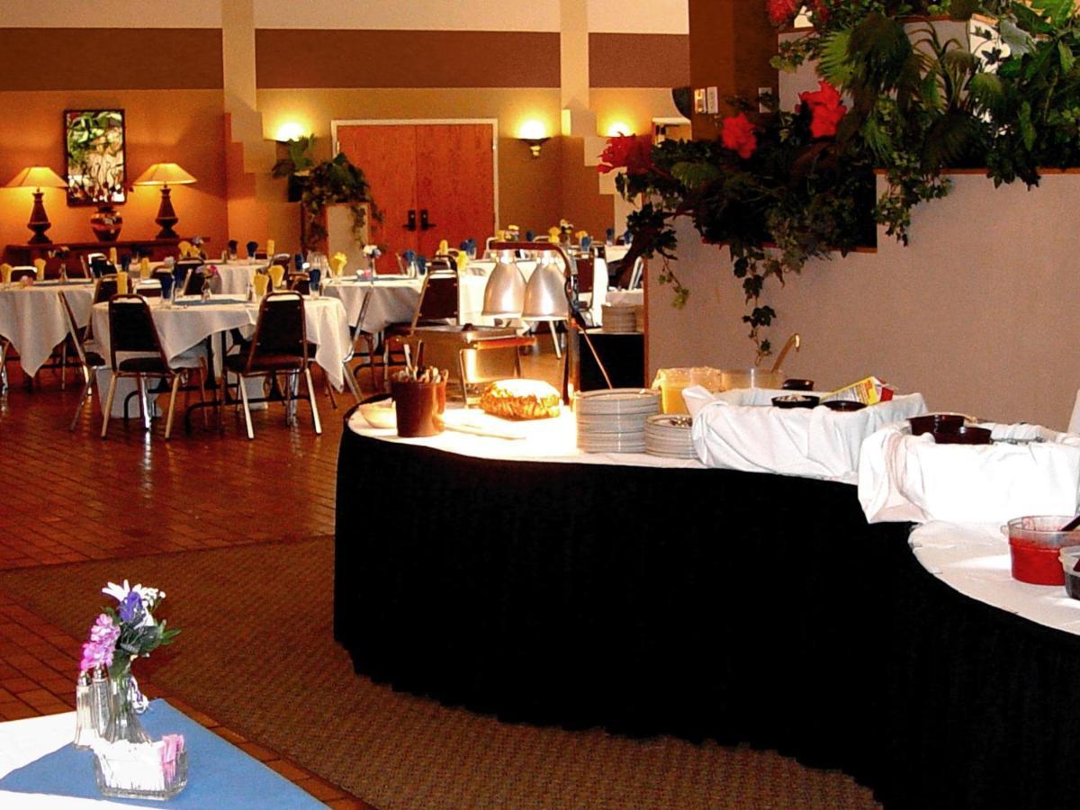 Holiday Inn Riverton-Convention Center By Ihg Luaran gambar